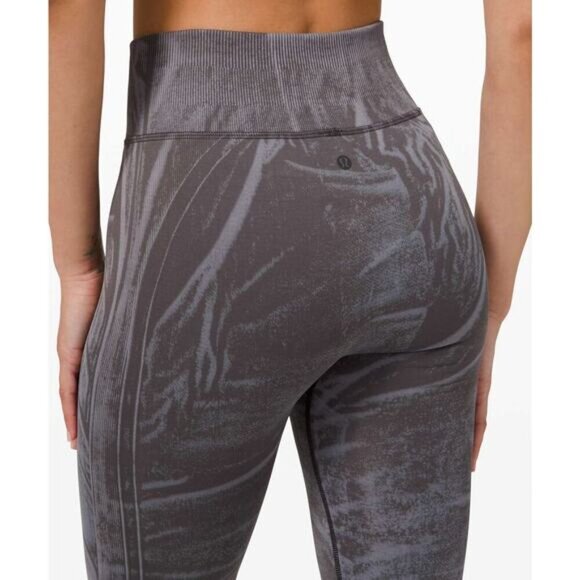 LULULEMON Ebb to Street Tight Sz 4 Stone Wash Graphite Grey - Picture 2 of 9